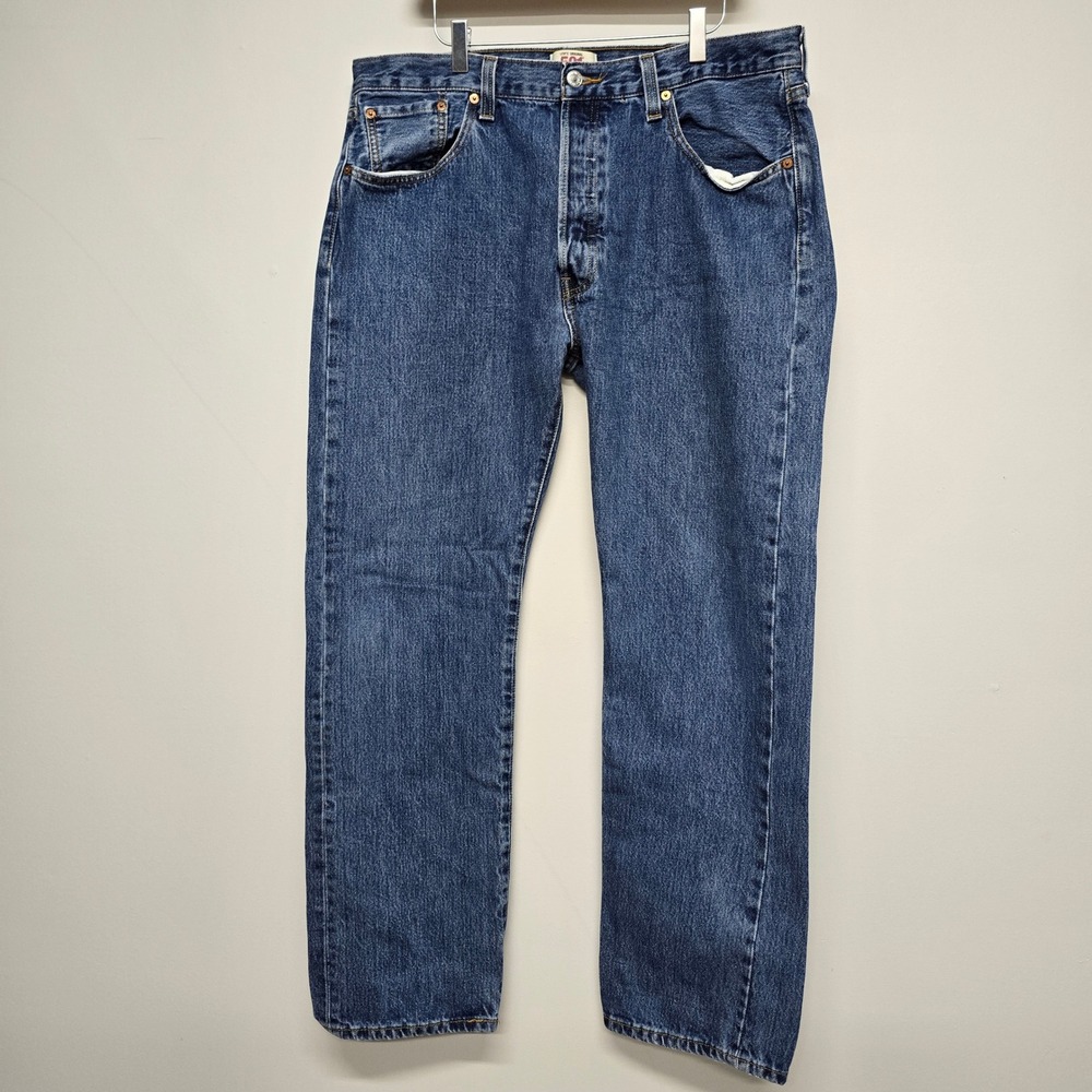 Levi's 501 Original Mens 38x32 Blue Straight Leg Button Fly Jeans Americana